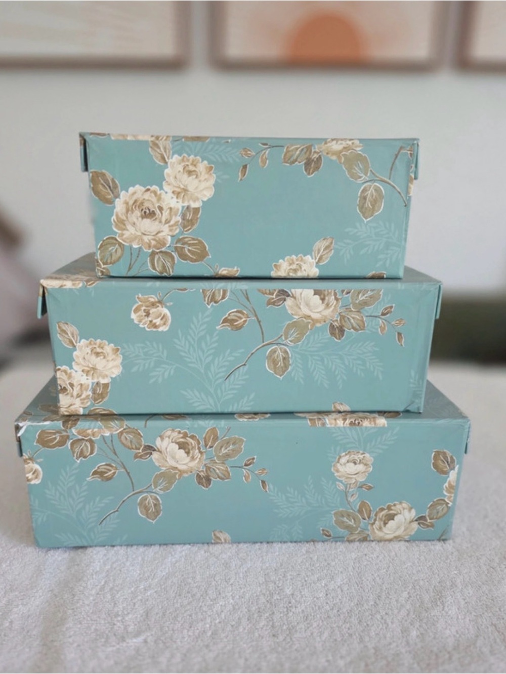 Vintage Floral Blue Decorative Storage Suitcase Set - Picture 5 of 6